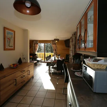 Duplex Confortable Pour 12 Pers Avec Balcon Et Animaux Acceptes Apartmán