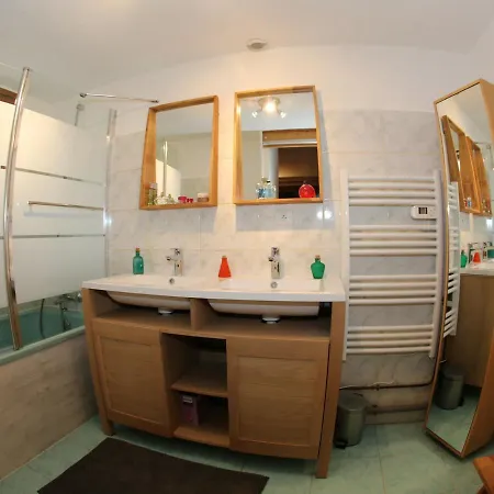 Duplex Confortable Pour 12 Pers Avec Balcon Et Animaux Acceptes Apartmán
